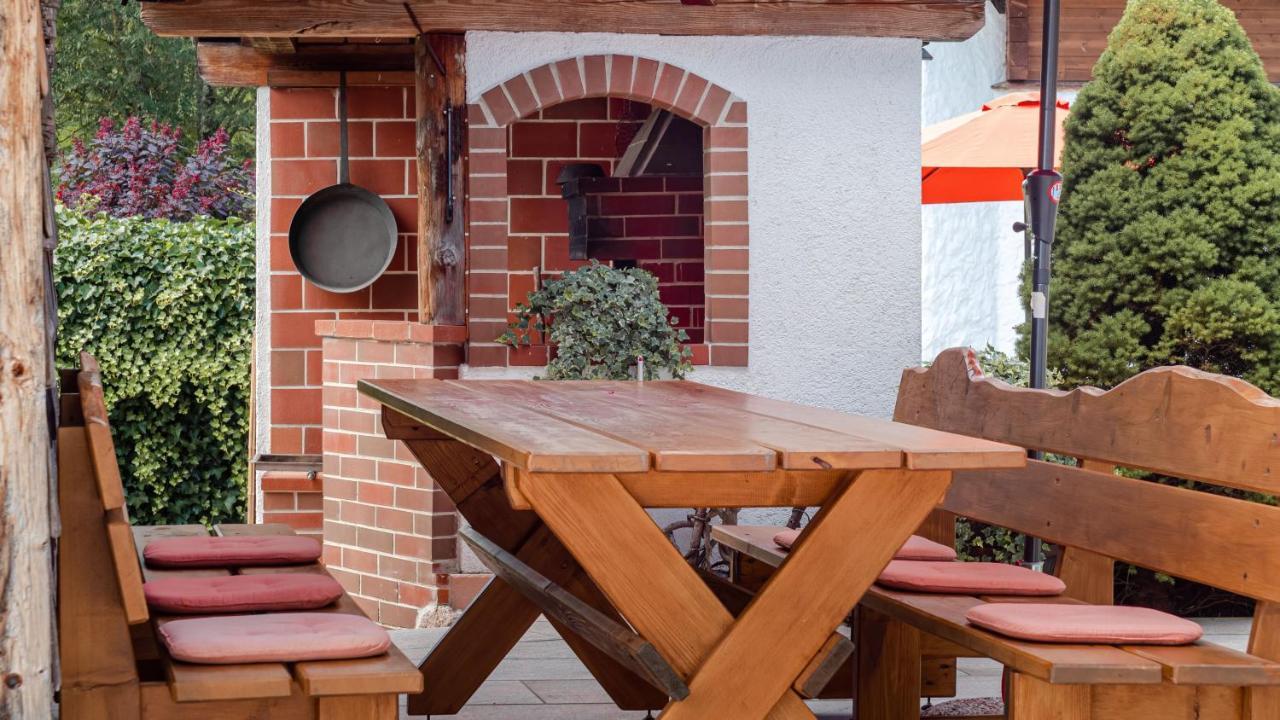 Aparthotel Haus Regina à Strobl Extérieur photo