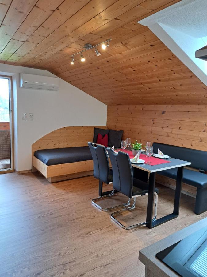 Aparthotel Haus Regina à Strobl Extérieur photo