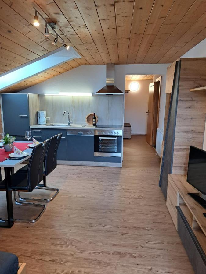 Aparthotel Haus Regina à Strobl Extérieur photo
