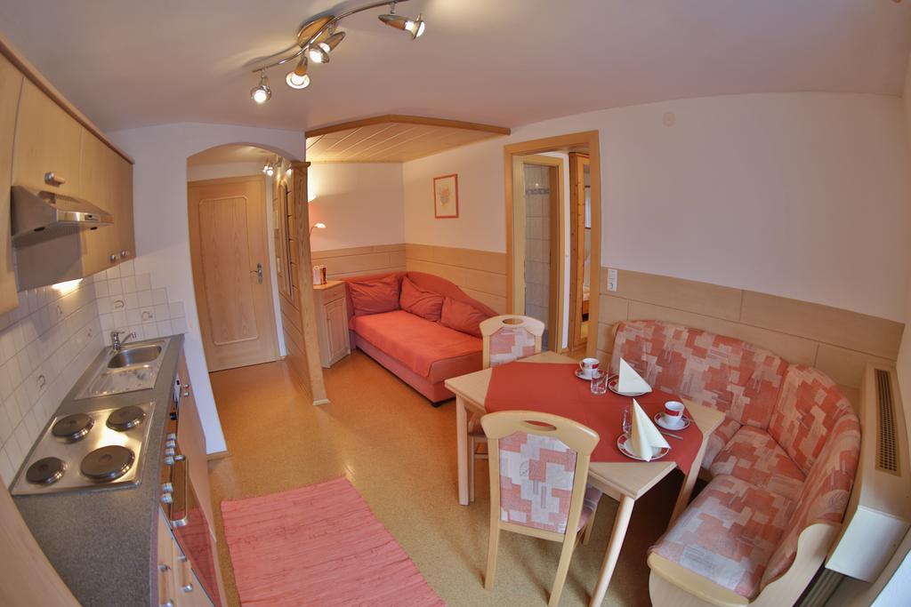 Aparthotel Haus Regina à Strobl Extérieur photo
