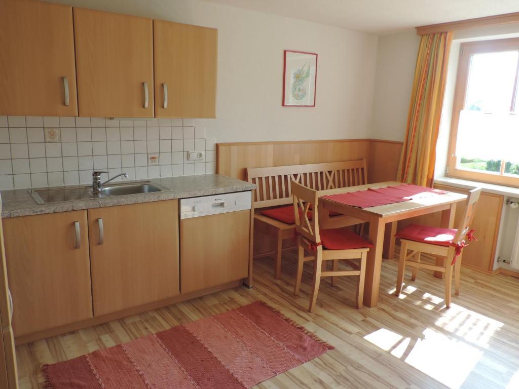 Aparthotel Haus Regina à Strobl Chambre photo
